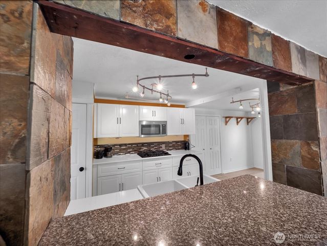 1719 Gregory Way, Bremerton, WA 98337