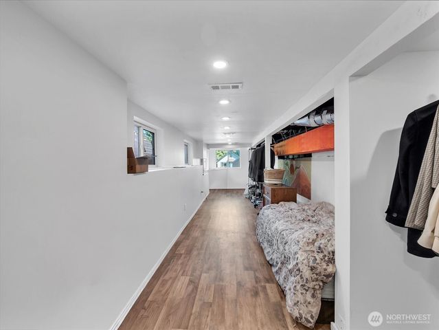 1719 Gregory Way, Bremerton, WA 98337