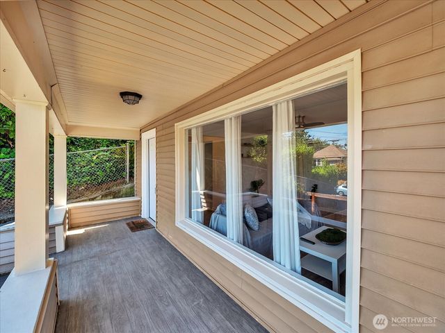 1719 Gregory Way, Bremerton, WA 98337