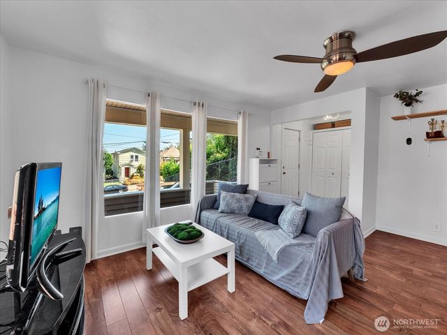 1719 Gregory Way, Bremerton, WA 98337