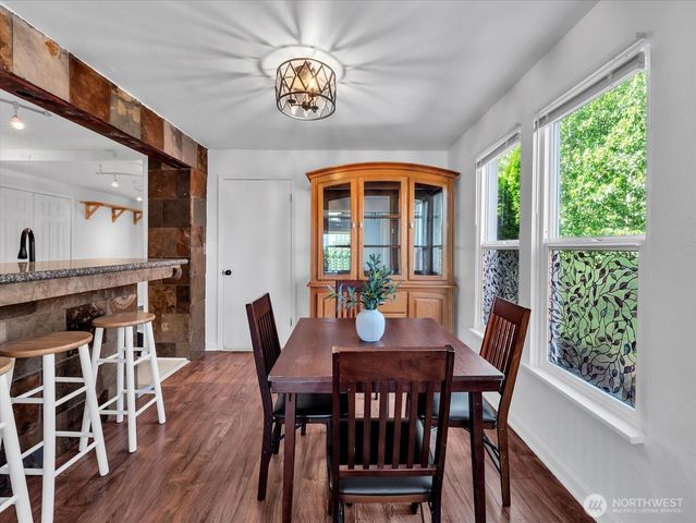 1719 Gregory Way, Bremerton, WA 98337