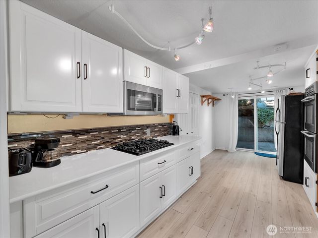 1719 Gregory Way, Bremerton, WA 98337