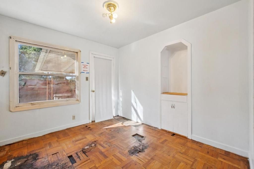 Image 11 of property listing at 986 Bryant, Sunnyvale, CA 94087