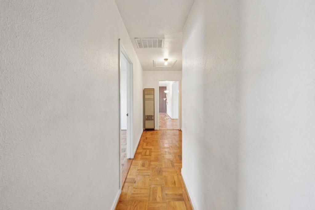 Image 19 of property listing at 986 Bryant, Sunnyvale, CA 94087