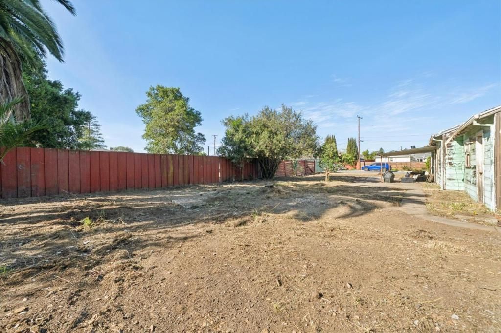 Image 31 of property listing at 986 Bryant, Sunnyvale, CA 94087