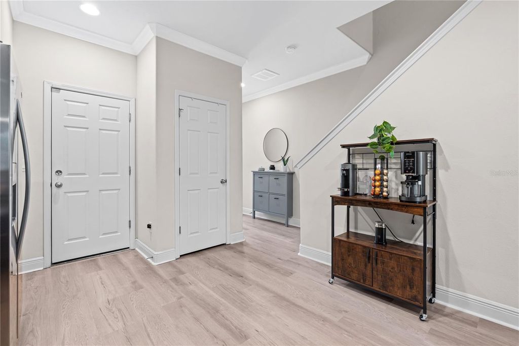 Image 11 of property listing at 8719 TURNSTONE HAVEN PLACE, Tampa, FL 33619
