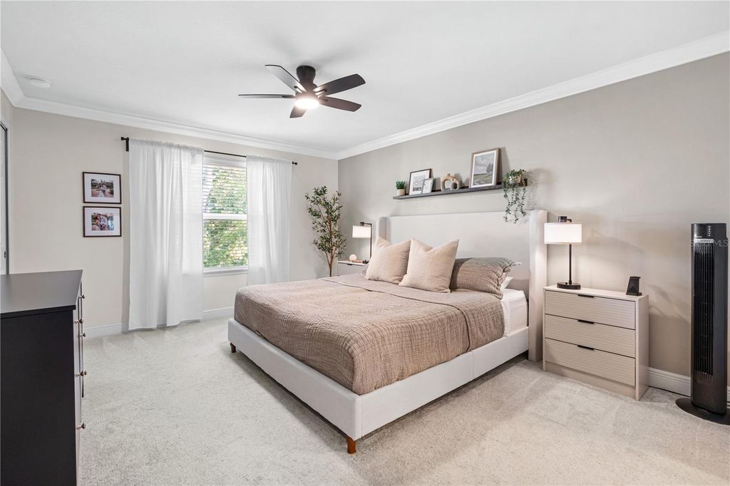 Image 33 of property listing at 8719 TURNSTONE HAVEN PLACE, Tampa, FL 33619