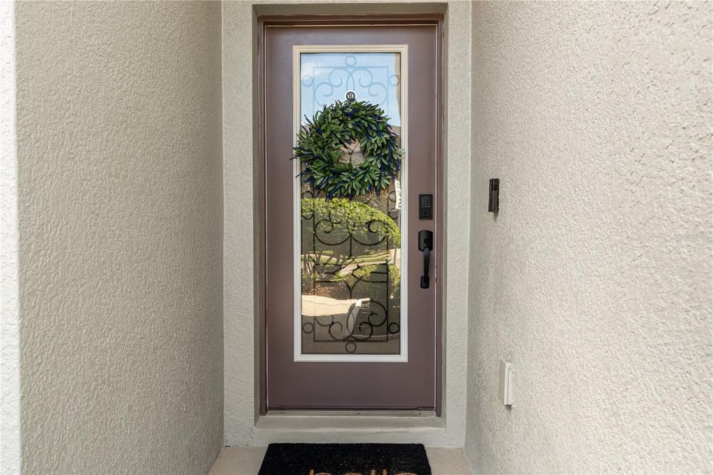 Image 8 of property listing at 8719 TURNSTONE HAVEN PLACE, Tampa, FL 33619