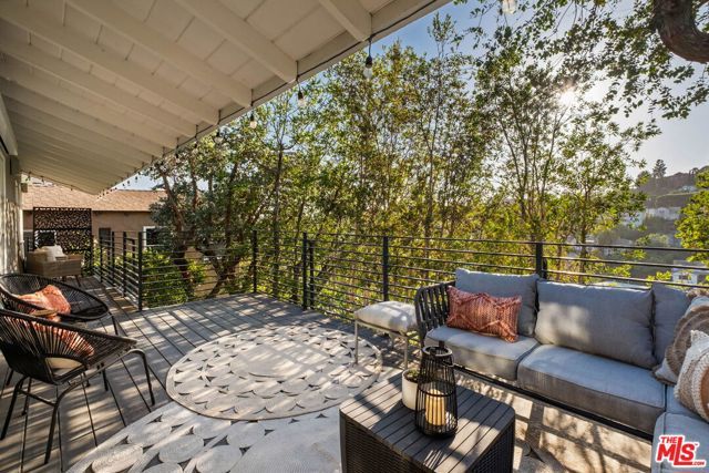 2855 Effie Street, Los Angeles, CA 90026