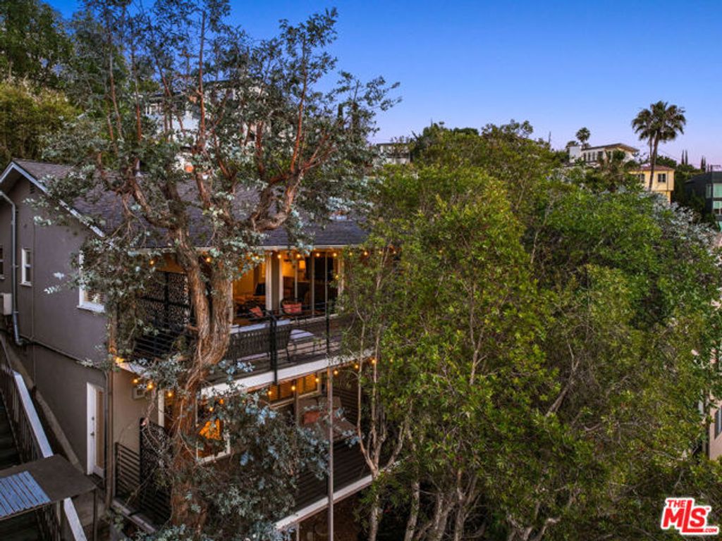 2855 Effie Street, Los Angeles, CA 90026