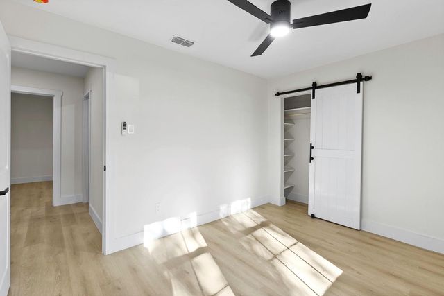 1204 Dunstan DR, Austin, TX 78745