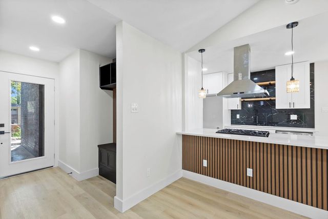 1204 Dunstan DR, Austin, TX 78745