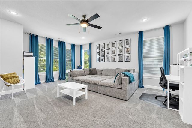 107 NW Highland Road, Bentonville, AR 72712