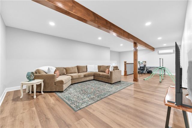 107 NW Highland Road, Bentonville, AR 72712