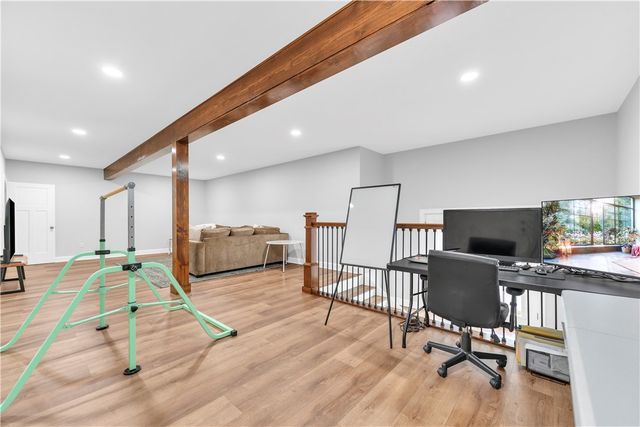 107 NW Highland Road, Bentonville, AR 72712