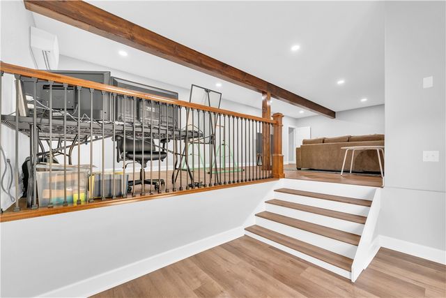 107 NW Highland Road, Bentonville, AR 72712