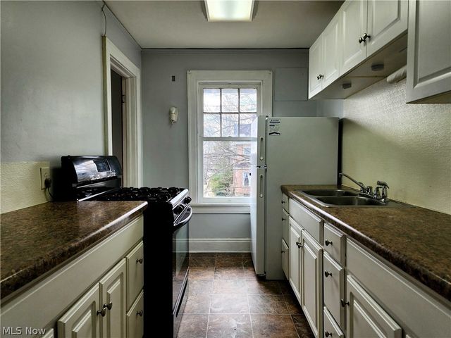 104 6th Street NE, Massillon, OH 44646