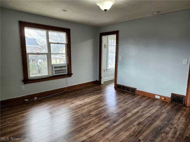 104 6th Street NE, Massillon, OH 44646