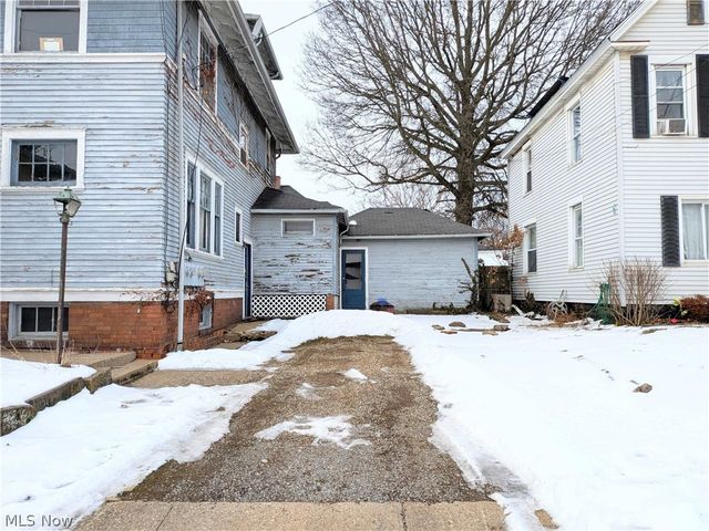 104 6th Street NE, Massillon, OH 44646