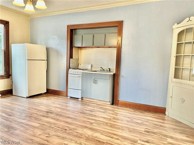 104 6th Street NE, Massillon, OH 44646