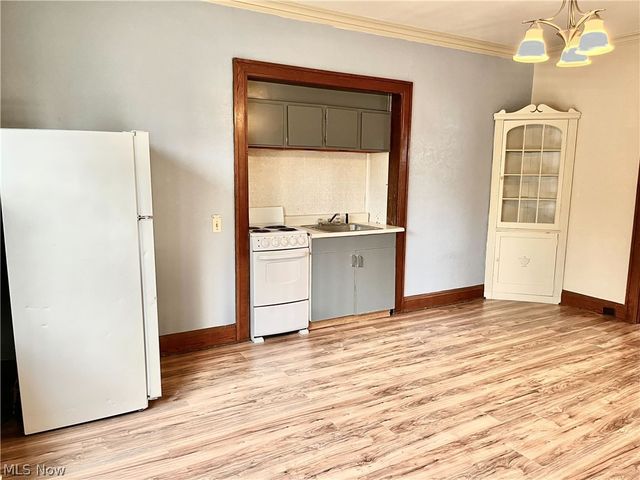 104 6th Street NE, Massillon, OH 44646