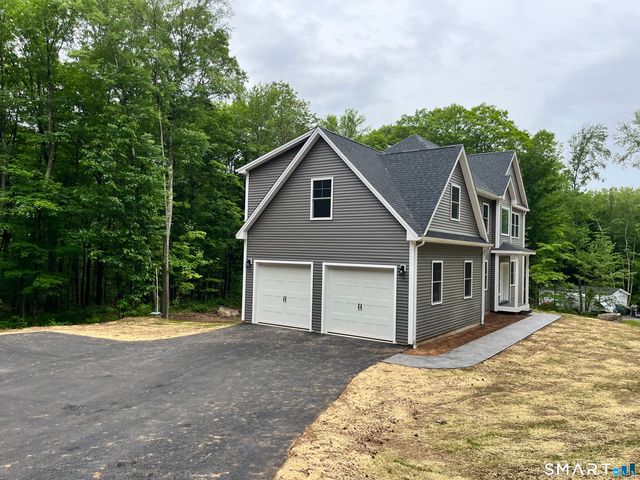 2 Town Line Drive, East Hampton, CT 06424