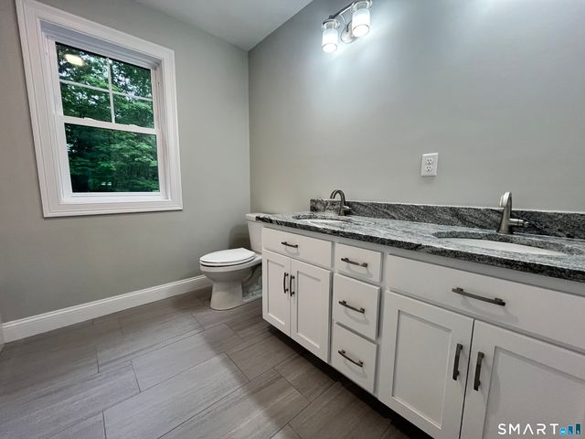 2 Town Line Drive, East Hampton, CT 06424