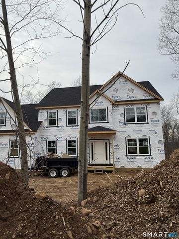 2 Town Line Drive, East Hampton, CT 06424