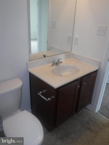 202 MAGELLAN, Martinsburg, WV 25404