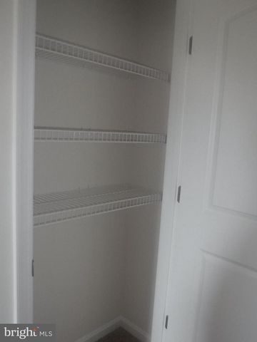 202 MAGELLAN, Martinsburg, WV 25404