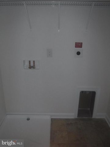 202 MAGELLAN, Martinsburg, WV 25404