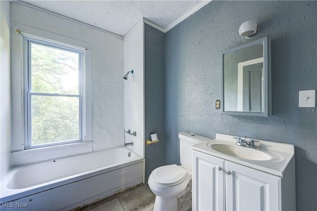 1470 E 93rd Street, Cleveland, OH 44106