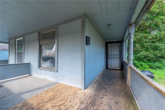 1470 E 93rd Street, Cleveland, OH 44106