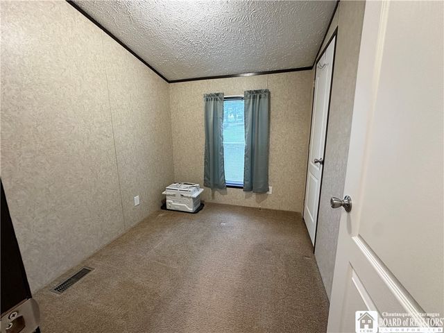 119 Greenhurst Village Drive, Ellery, NY 14701