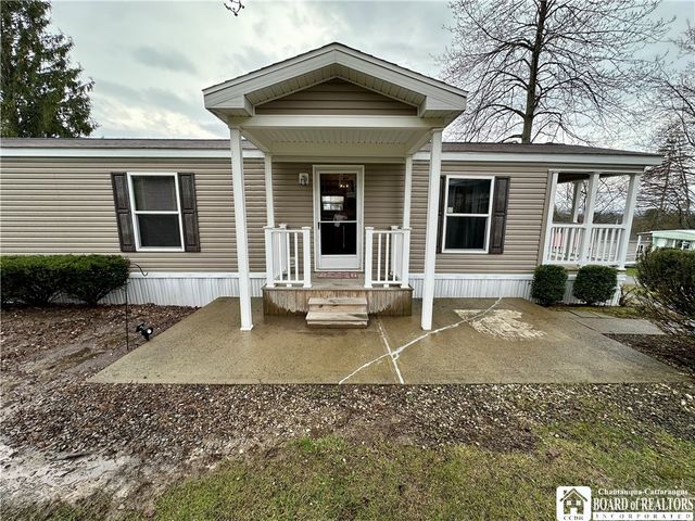 119 Greenhurst Village Drive, Ellery, NY 14701