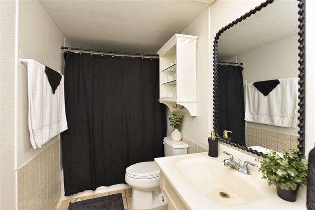 10119 Hannon Drive, Houston, TX 77040