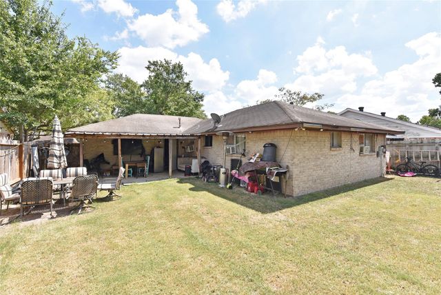 10119 Hannon Drive, Houston, TX 77040