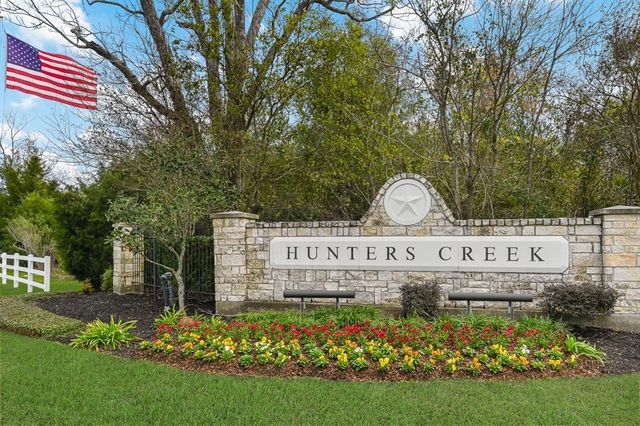 6819 Hunters Trace Lane, Baytown, TX 77521