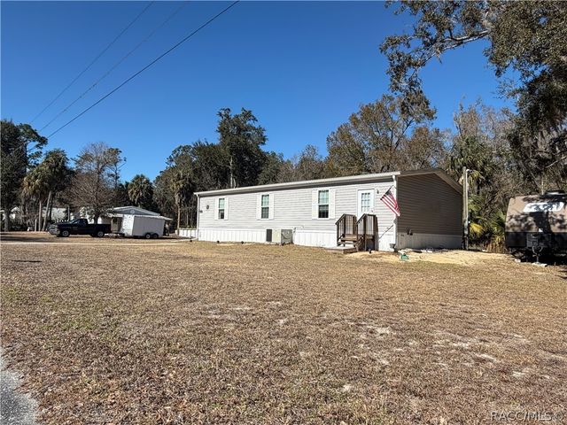 10320 W Pamondeho Circle, Crystal River, FL 34428