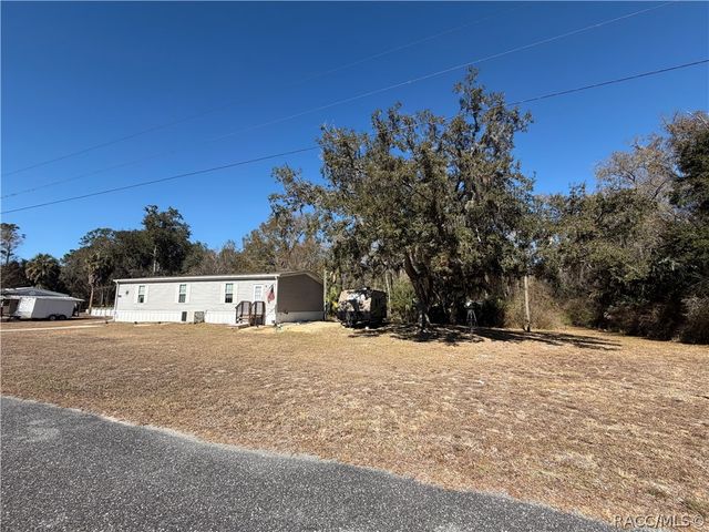 10320 W Pamondeho Circle, Crystal River, FL 34428