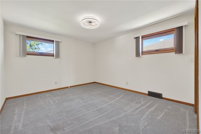 2918 Seneca Avenue, Niagara Falls, NY 14305