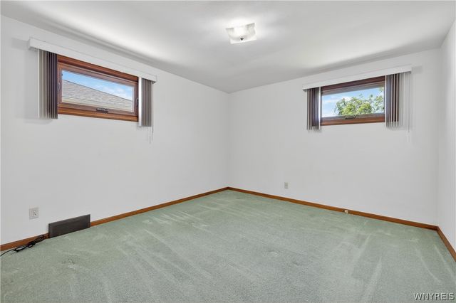 2918 Seneca Avenue, Niagara Falls, NY 14305