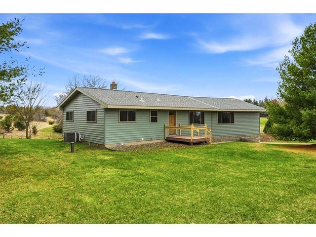 783 Mc Cutcheon Road, Hudson, WI 54016