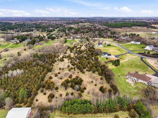 783 Mc Cutcheon Road, Hudson, WI 54016