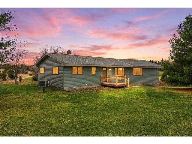 783 Mc Cutcheon Road, Hudson, WI 54016