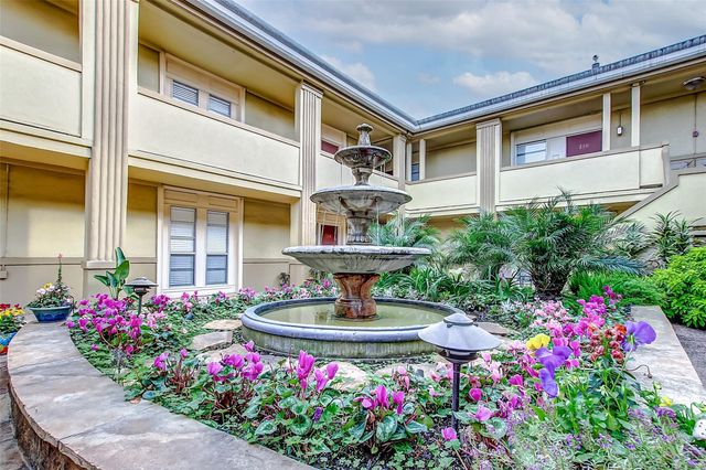 4727 W Alabama Street 1128, Houston, TX 77027