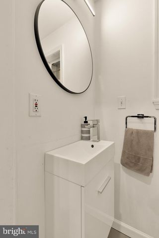 1608 5TH ST NW, Washington, DC 20001