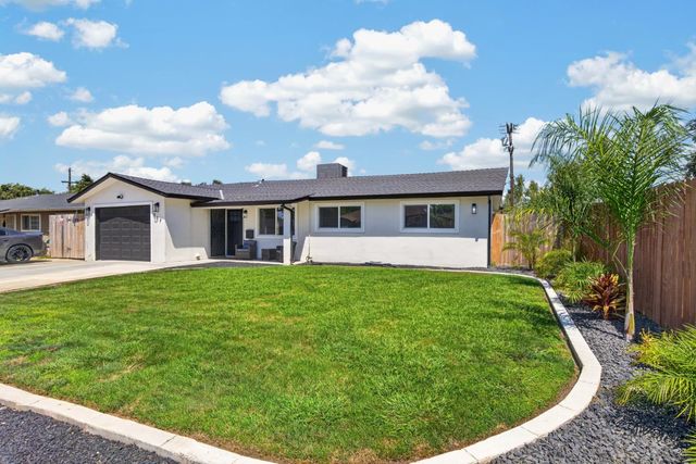 217 Morada Ln, Stockton, CA 95210
