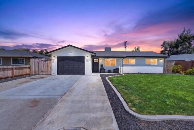 217 Morada Ln, Stockton, CA 95210