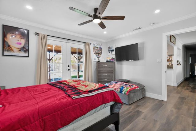 217 Morada Ln, Stockton, CA 95210